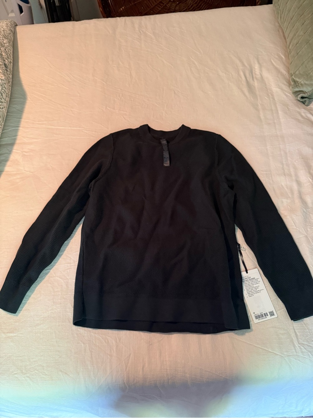 lululemon athletica Men's Dark green Crewneck Henley Knit